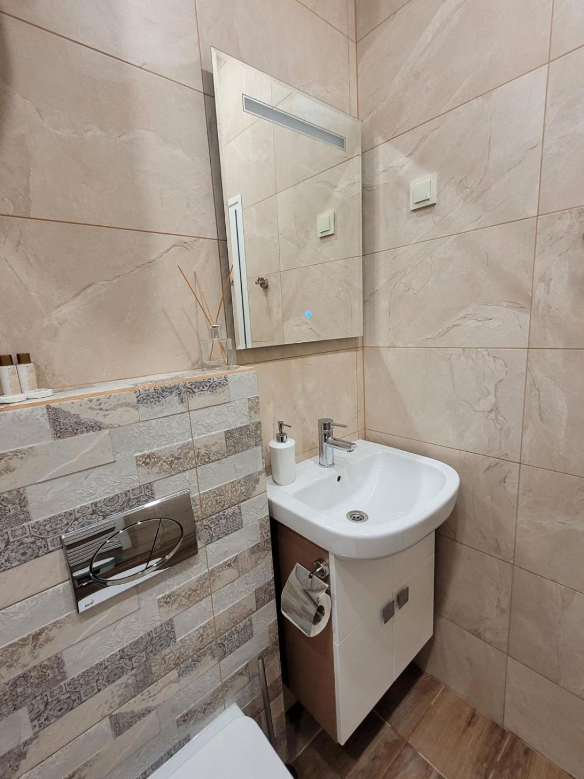 The House - Central Boutique Apartments Kyustendil ภายนอก รูปภาพ