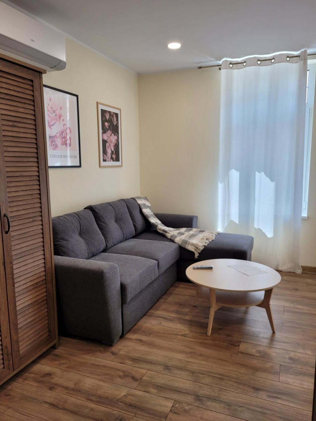 The House - Central Boutique Apartments Kyustendil ภายนอก รูปภาพ