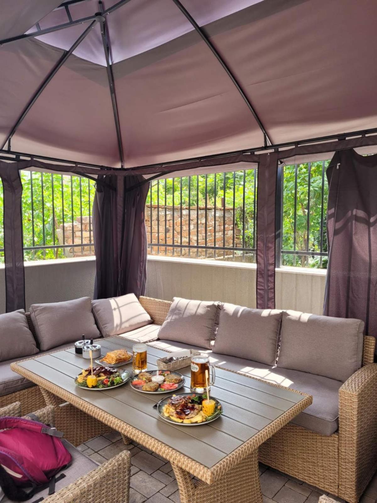 The House - Central Boutique Apartments Kyustendil ภายนอก รูปภาพ