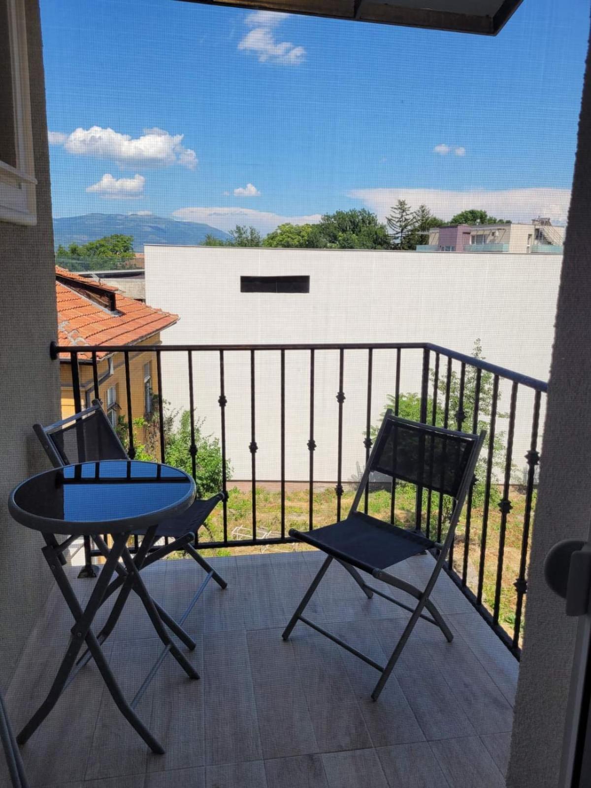 The House - Central Boutique Apartments Kyustendil ภายนอก รูปภาพ